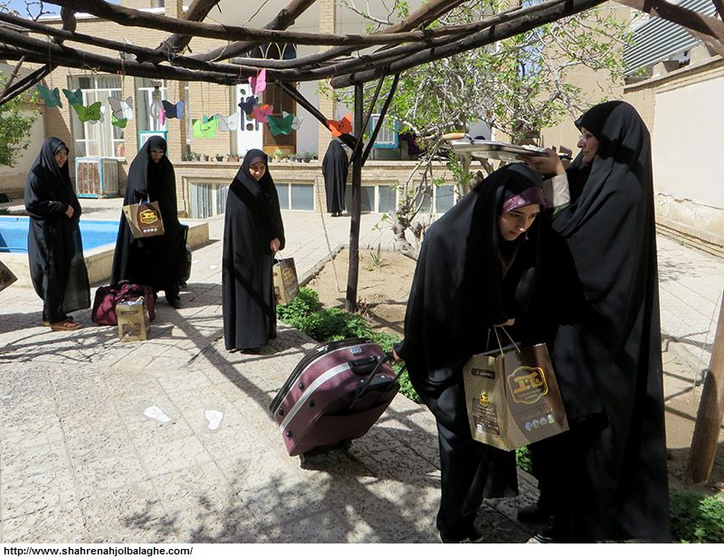 ایران گردی درنوروز ۹۷ با حافظان قرآن ونهج البلاغه کاشان