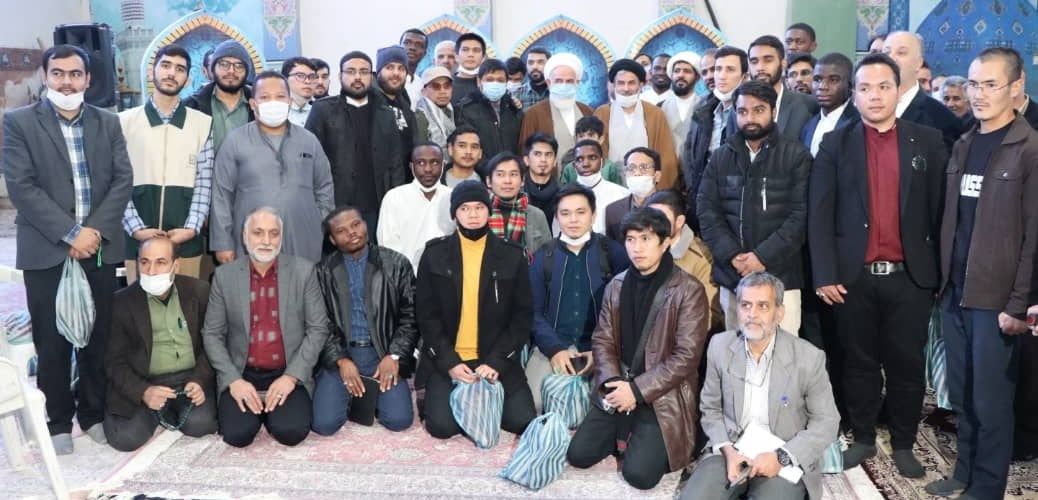 دیدار ۳۸ سفیر نهج البلاغه از ۱۵ کشور دنیا در کاشان
